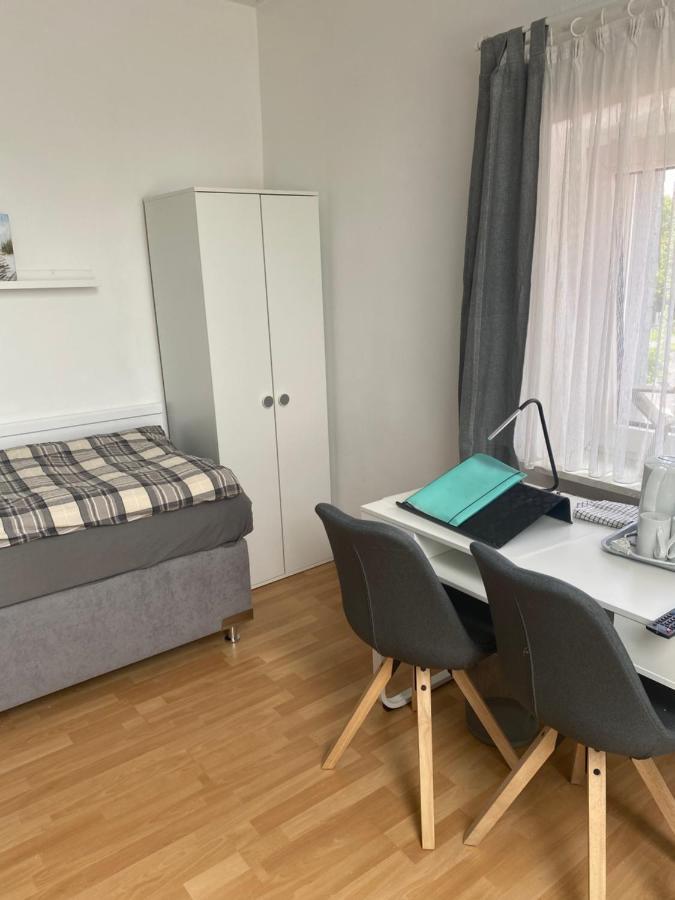 Messezimmer Stockum Düsseldorf Exterior foto